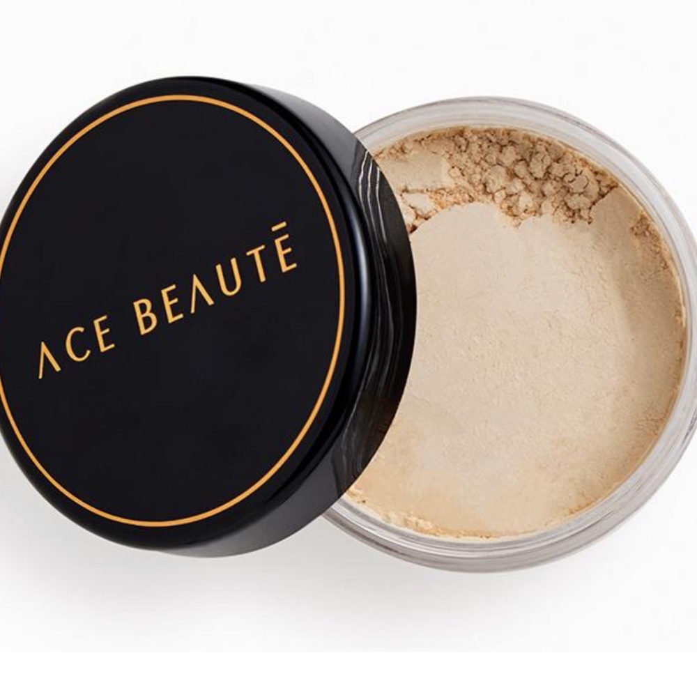 Ace Beauté Effortless Radiance (Fair) Loose Setting Powder